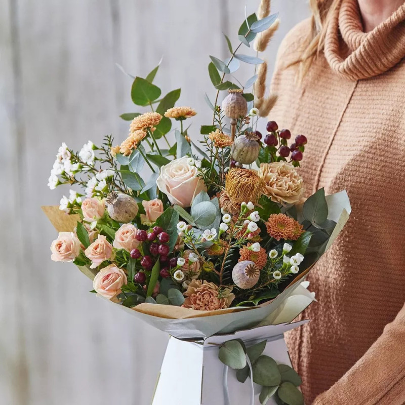 Trending Autumn Bouquet Without Lilies